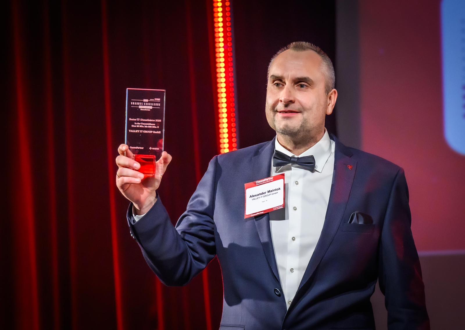 Preisübergabe bei den Channel Excellence Awards 2026 in München.
